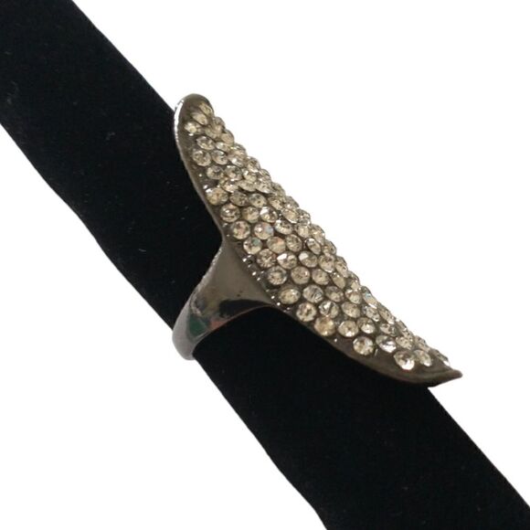 Crystal Rhinestone Knuckle Ring Long Large Gunmetal Clear Statement Sz 9 Chunky. - Picture 9 of 16